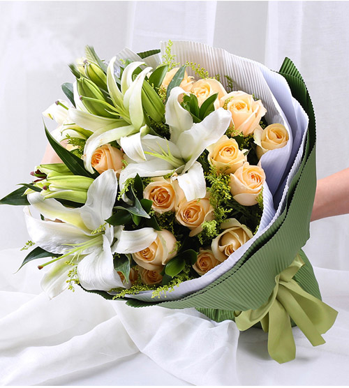 遇见 · 香水百合与香槟玫瑰花束