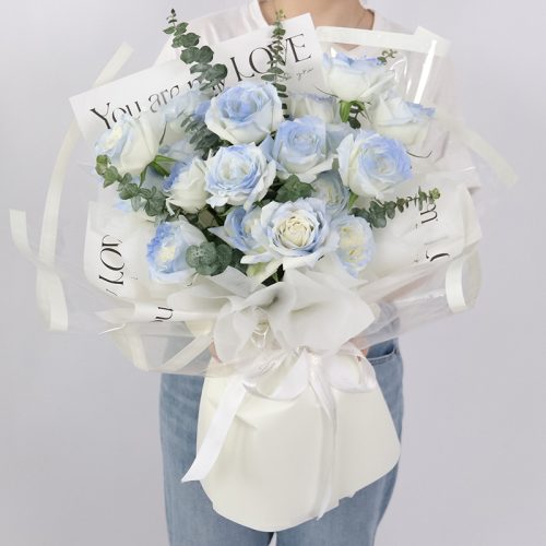 星辰大海 · 11朵碎冰蓝花束