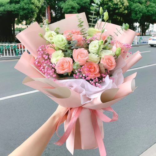 11 Pink Roses Mixed Bouquet – Elegant Grace 11 Pink Roses Mixed Bouquet - Elegant Floral Gift for Any Occasion