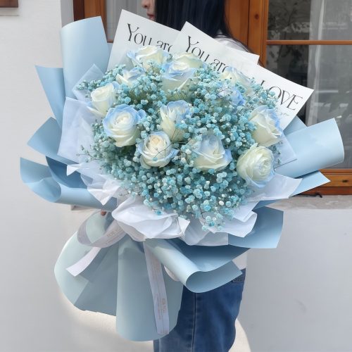 19 Michigan Blue Roses Bouquet - Sweet Dream | Elegant Floral Gift