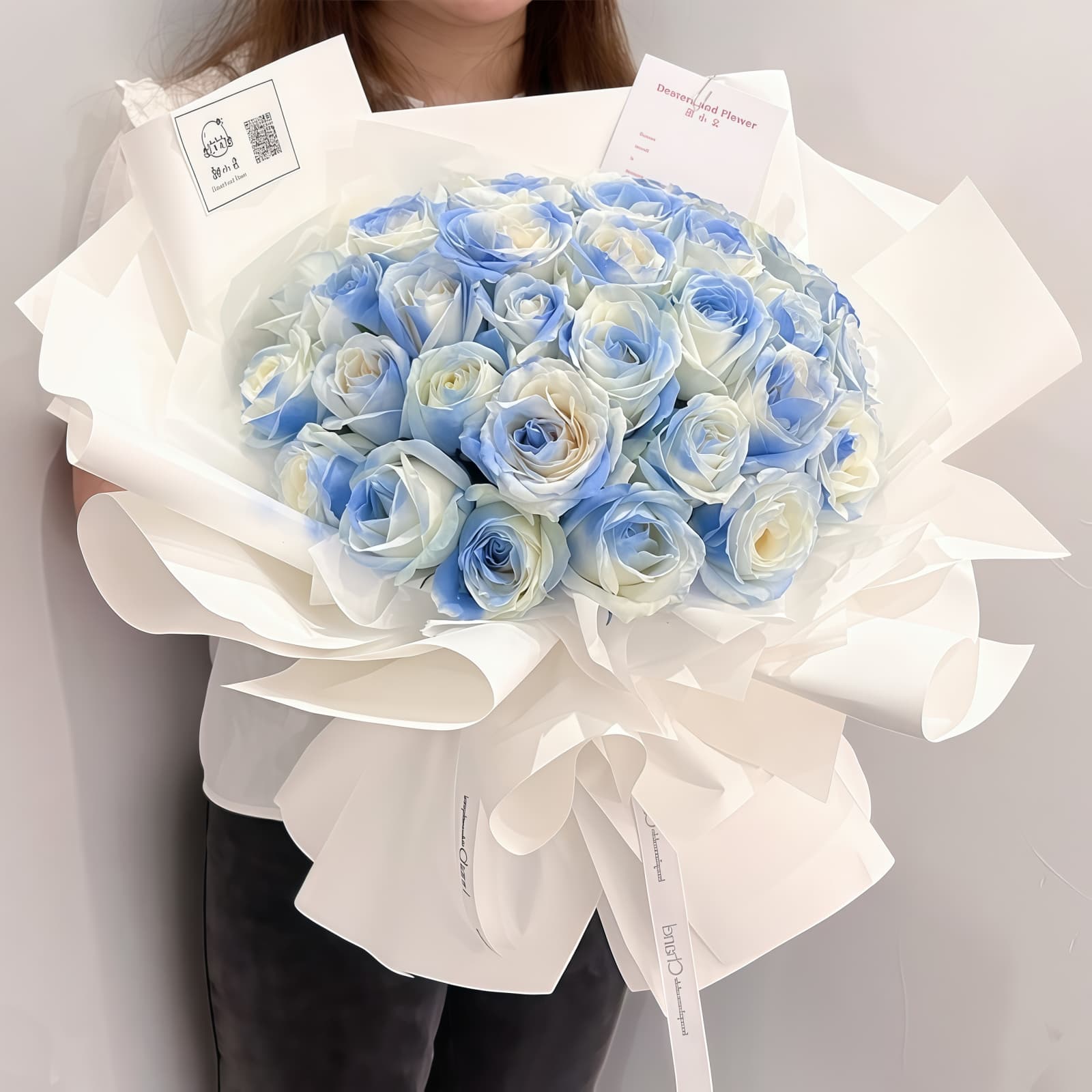 52 Ice Blue Roses Bouquet – Endless Devotion 52 Ice Blue Roses Bouquet - Endless Devotion & Elegant Gift