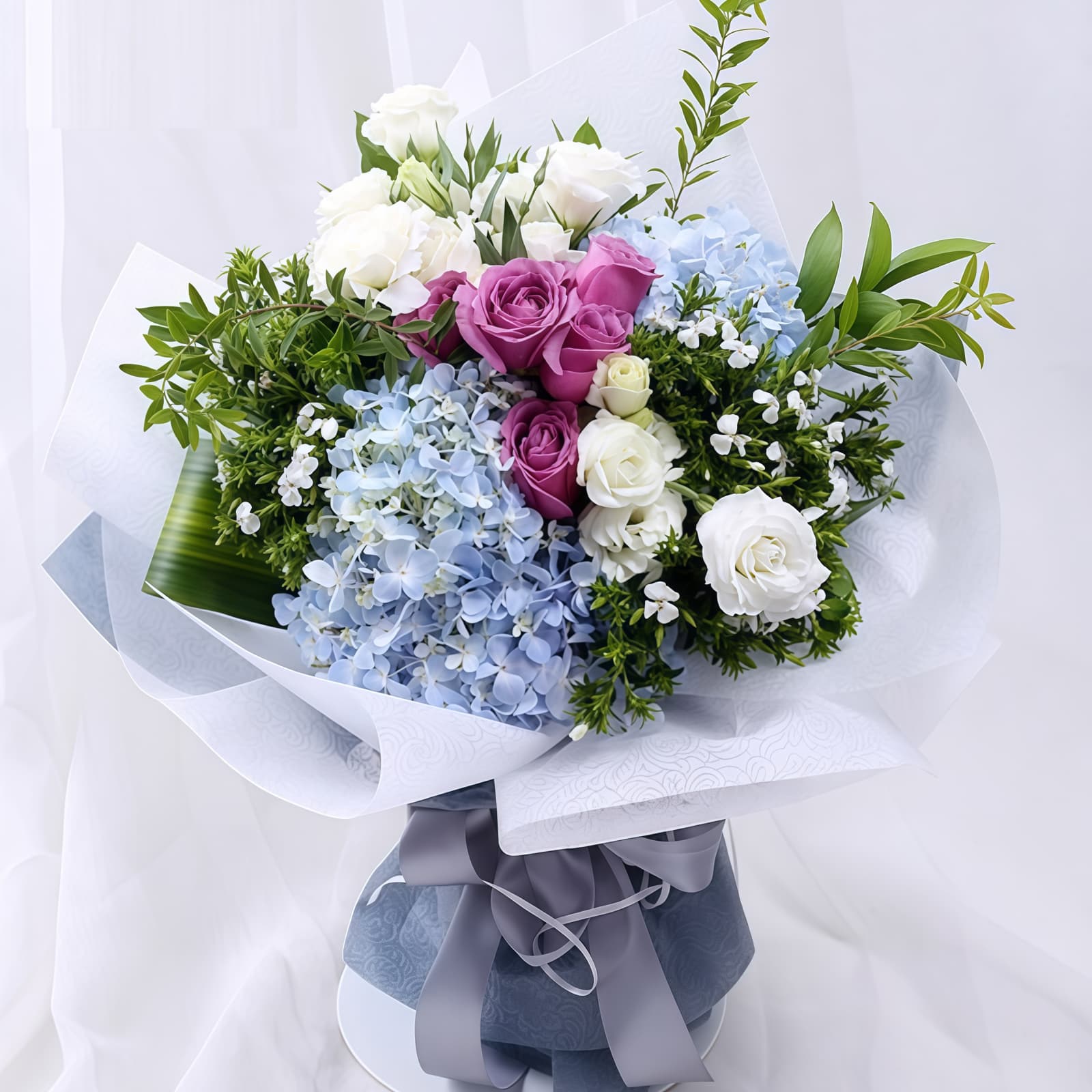 5 Purple Roses & Hydrangea Bouquet – Dreamy Elegance – 1 Purple Roses & Blue Hydrangea Bouquet - Dreamy Elegant Floral Gift - 1