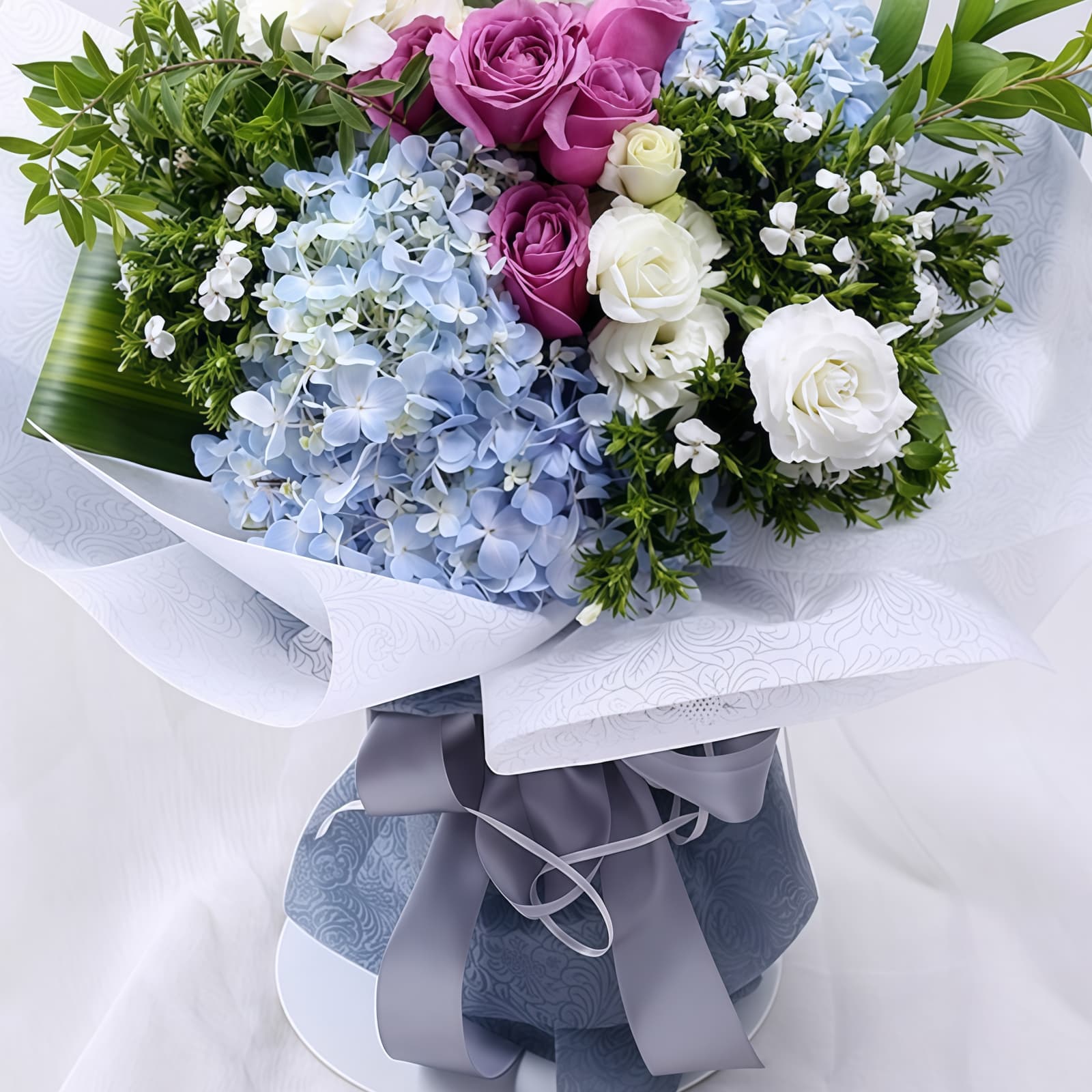 最初的梦想 · 紫玫瑰与蓝色绣球混搭 Purple Roses & Blue Hydrangea Bouquet - Dreamy Elegant Floral Gift - 3