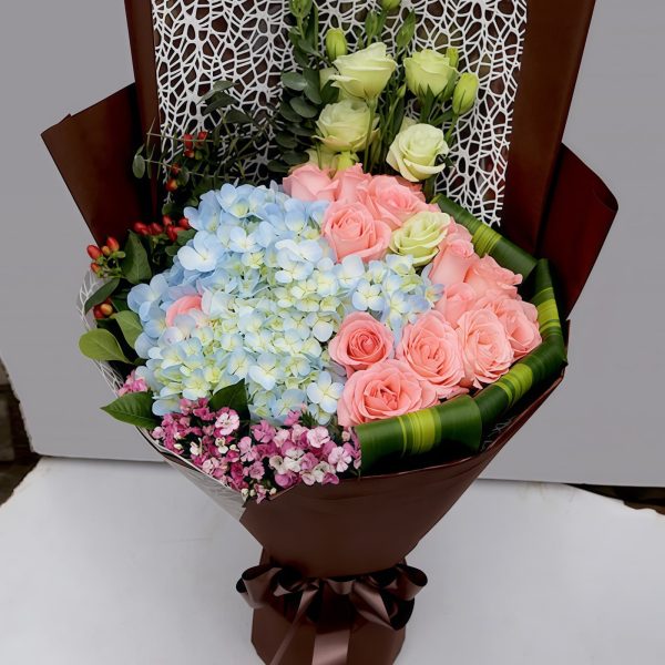 相守相依 · 粉佳人玫瑰与蓝色绣球花束 19 Pink Roses and Blue Hydrangea Bouquet - Harmonious Bond - 1