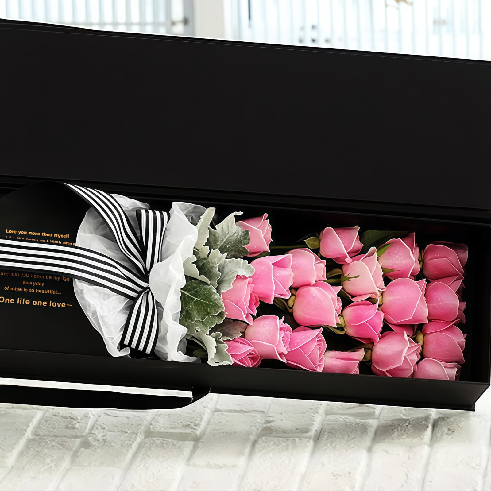 一往情深 · 玛利亚玫瑰与银叶菊 19 Maria Roses Bouquet - Romantic Affair Floral Gift - 3