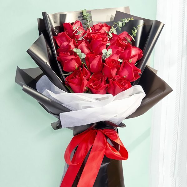 19 Red Roses Bouquet - Sweet Token | Romantic Floral Gift - 1