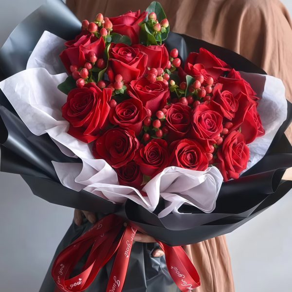 浓烈的爱 · 红玫瑰手捧花 19 Red Roses Bouquet - Deep Passion | Romantic Floral Gift - 3