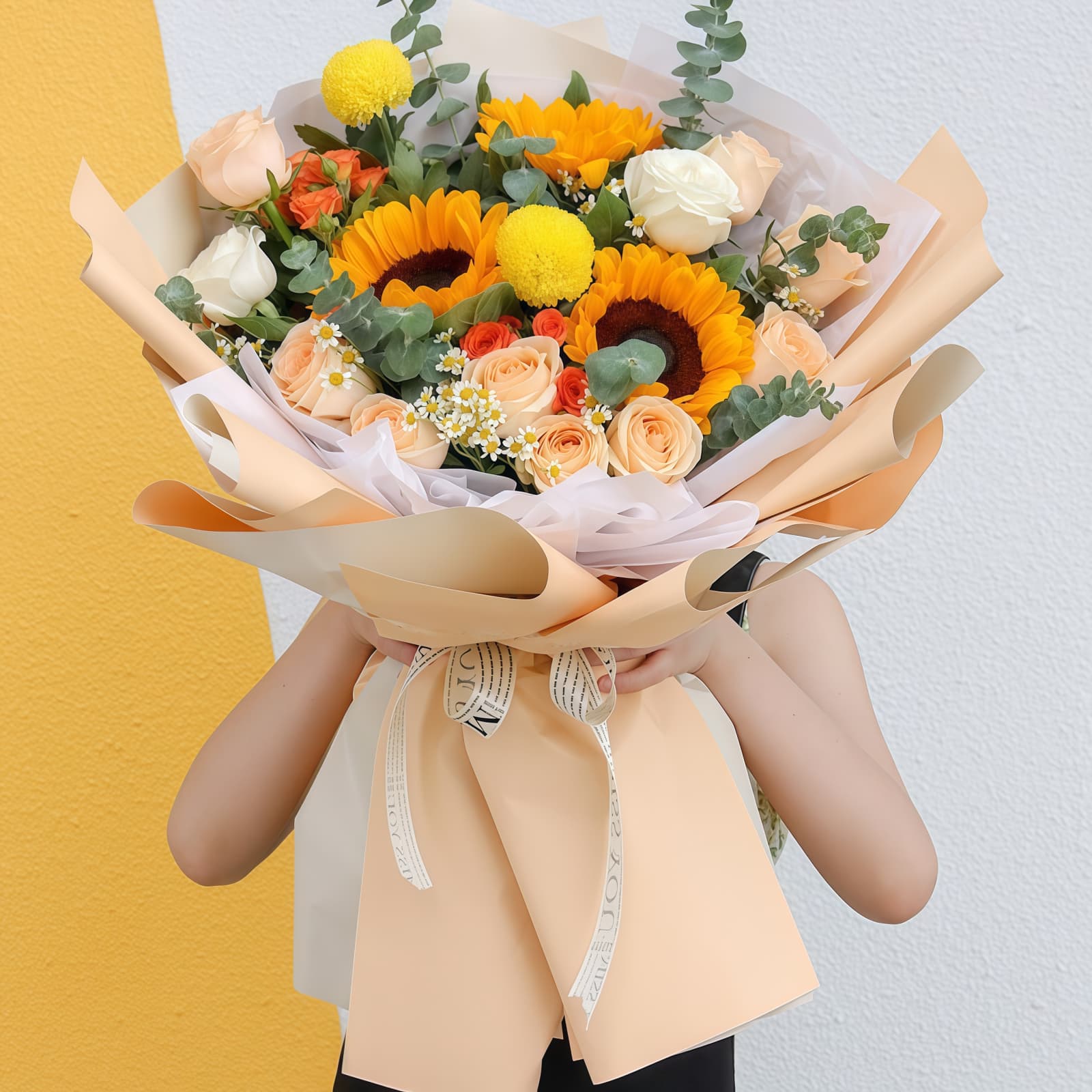 Sunflower and Champagne Rose Bouquet | Vibrant Floral Gift