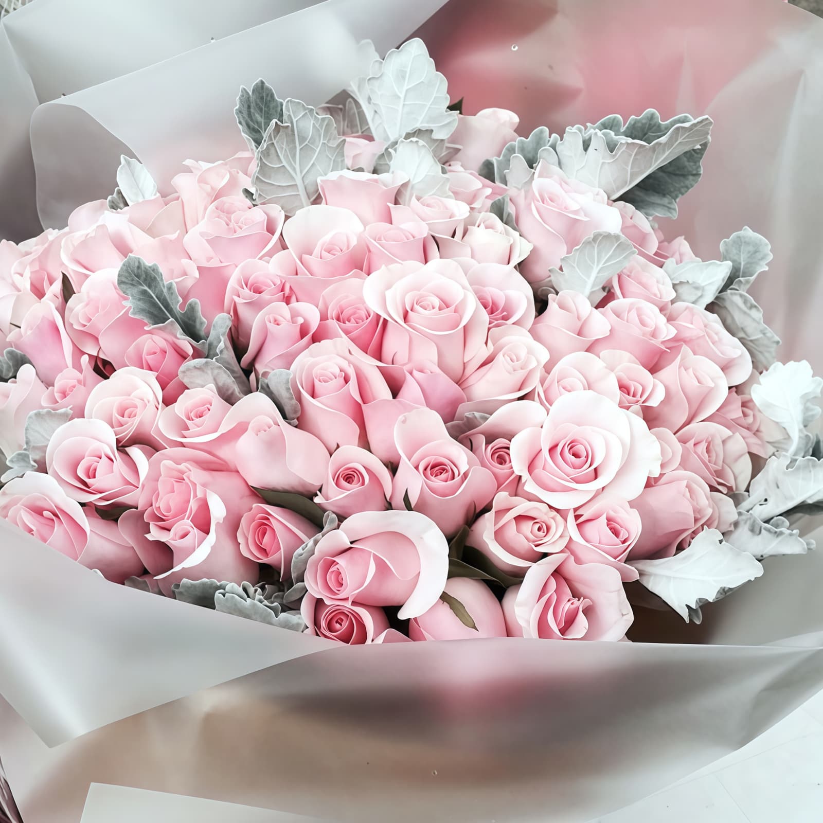 草莓冰 · 粉红雪山与银叶菊 99 Pink Roses Bouquet - Strawberry Dream | Romantic Floral Gift - 5
