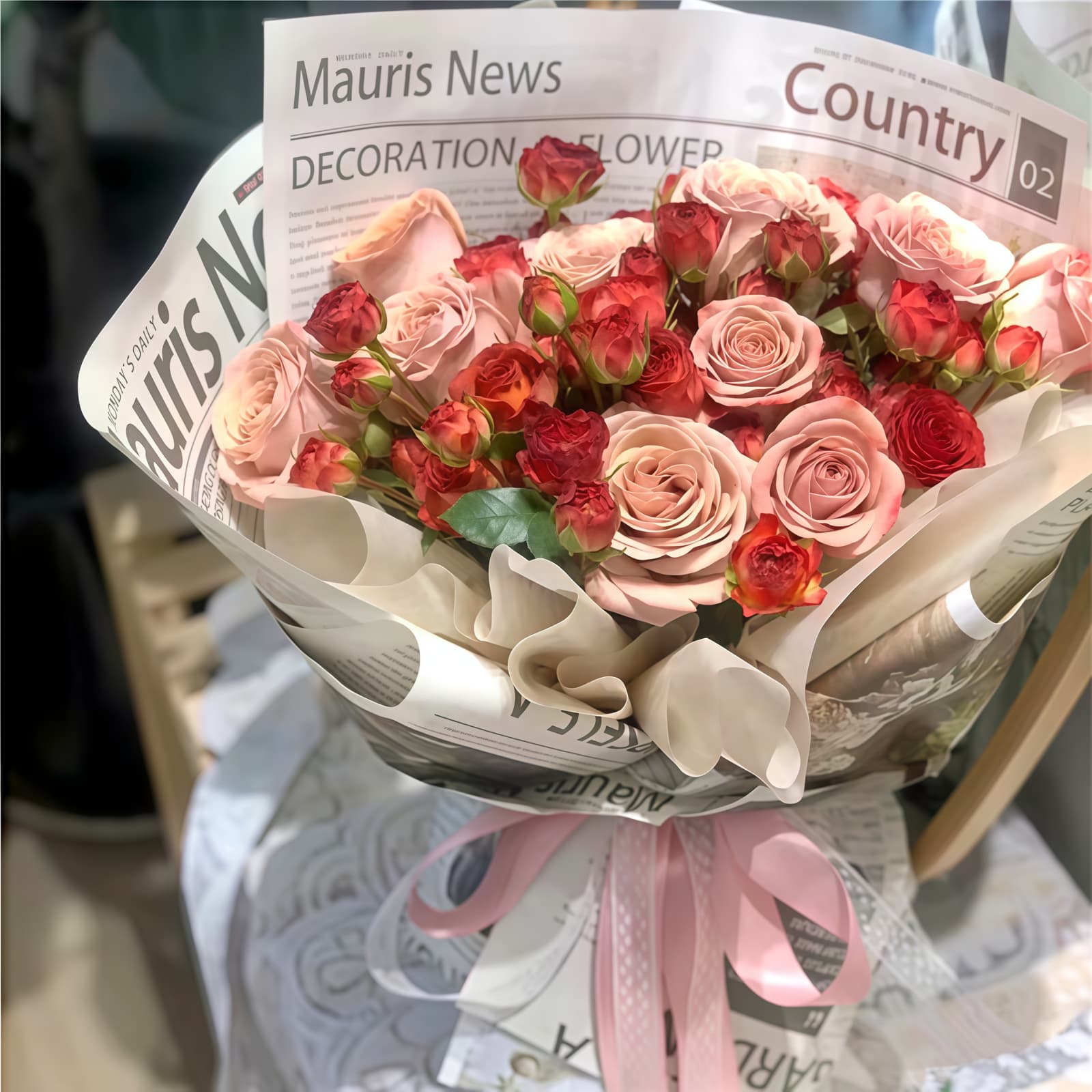 10 Cappuccino & Red Roses Bouquet – Vintage Romance 10 Cappuccino & Red Roses Bouquet | Vintage Romance Floral Gift