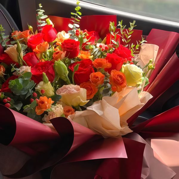 海誓山盟 · 19朵红玫瑰手捧花 19 Red Roses Bouquet - Eternal Promise | Luxury Floral Gift