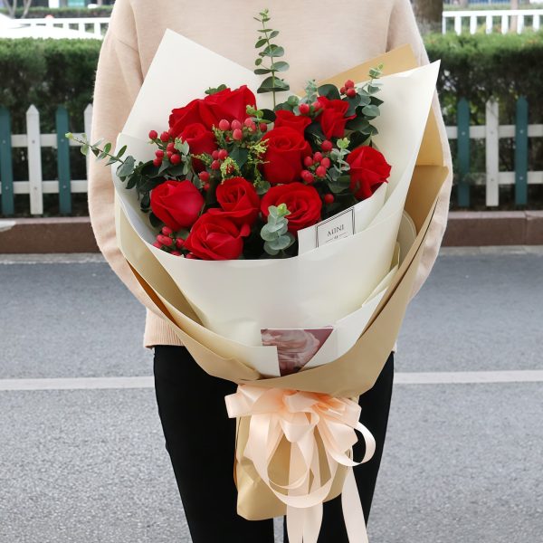 11 Red Roses Bouquet - Unwavering Love | Romantic Floral Gift