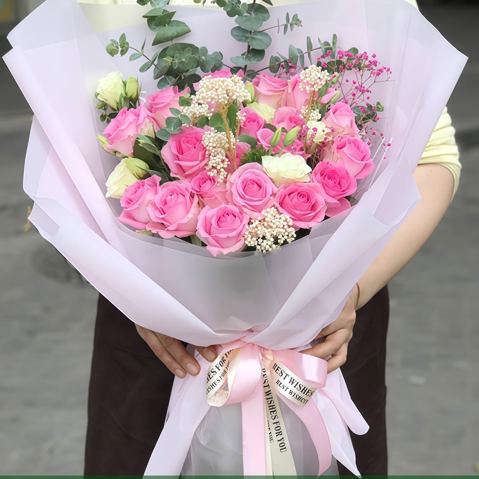 19 Awakening Roses Bouquet – Tender Beginnings – 1 19 Awakening Roses Bouquet | Romantic Flower Arrangement for Anniversaries - 1