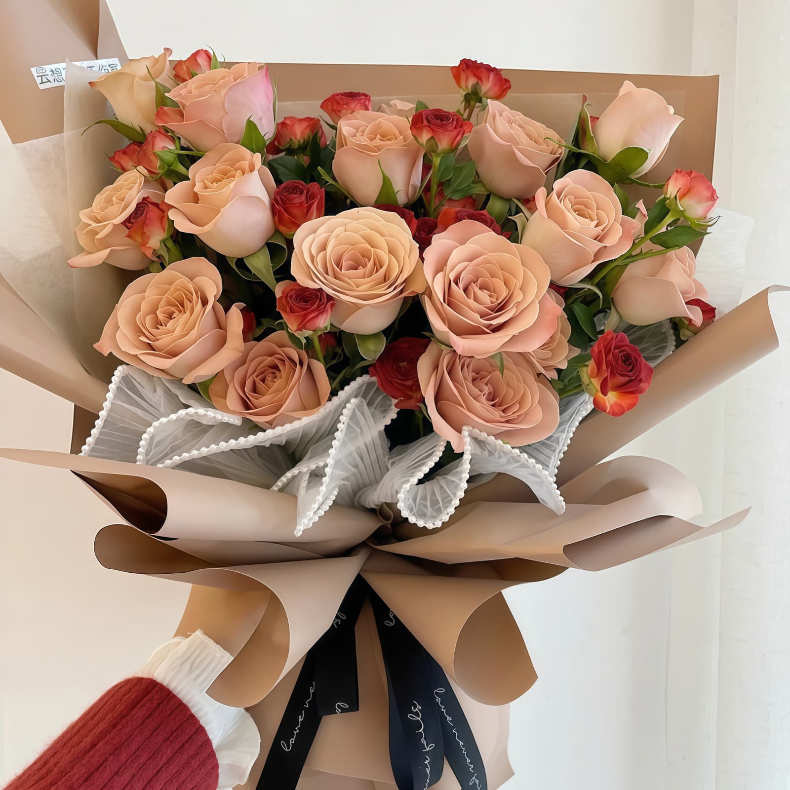 16 Cappuccino Roses Bouquet – Butterfly Grace 16 Cappuccino Roses Bouquet - Butterfly Grace | Elegant Floral Gift