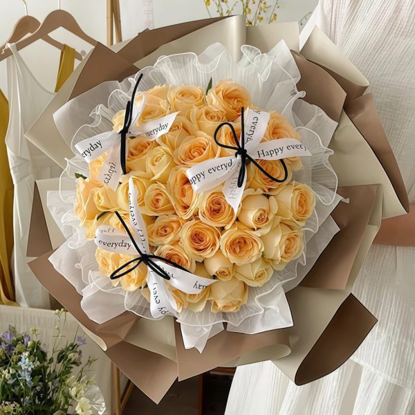 设计师款 · 33朵香槟玫瑰花束 33 Champagne Roses Bouquet - Timeless Grace & Elegance