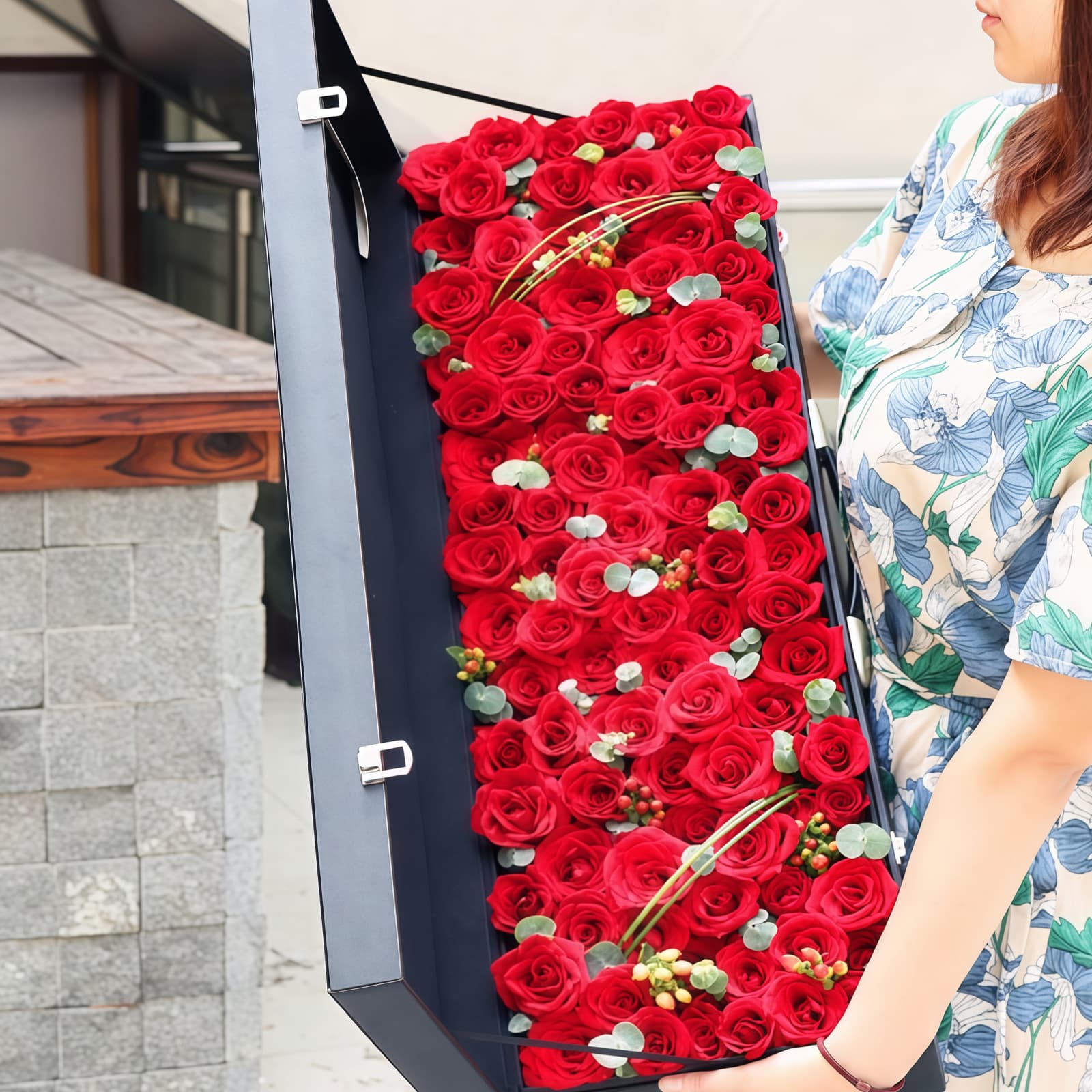 99 Red Roses Gift Box – Iconic Love – 1 99 Red Roses Gift Box - Iconic Romantic Floral Arrangement - 1